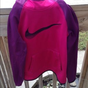 Nike small sweatshirt